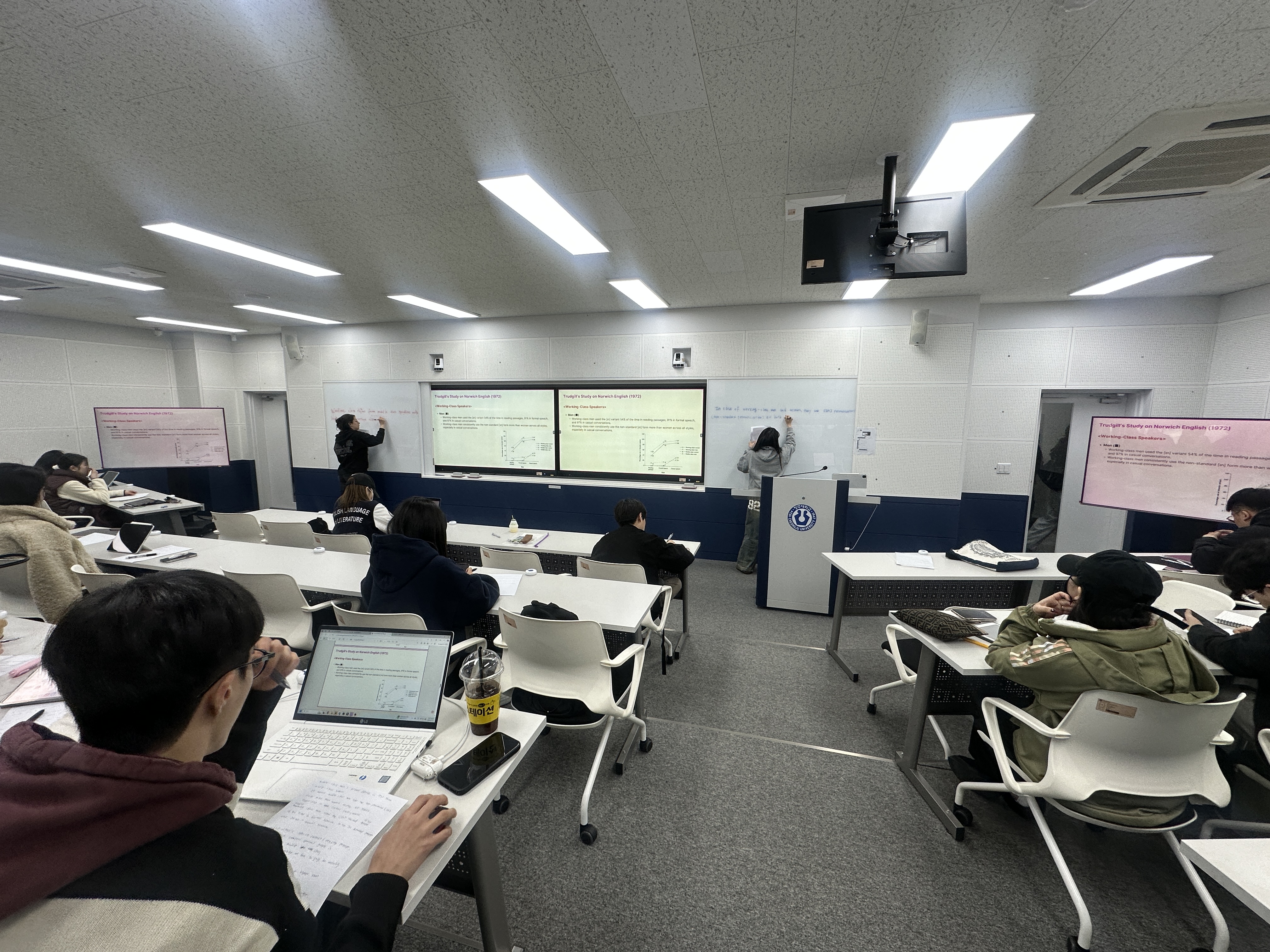 📊 데이터로 만나는 언어와 사회, 청주대 영어영문학과의 새로운 도전 이미지